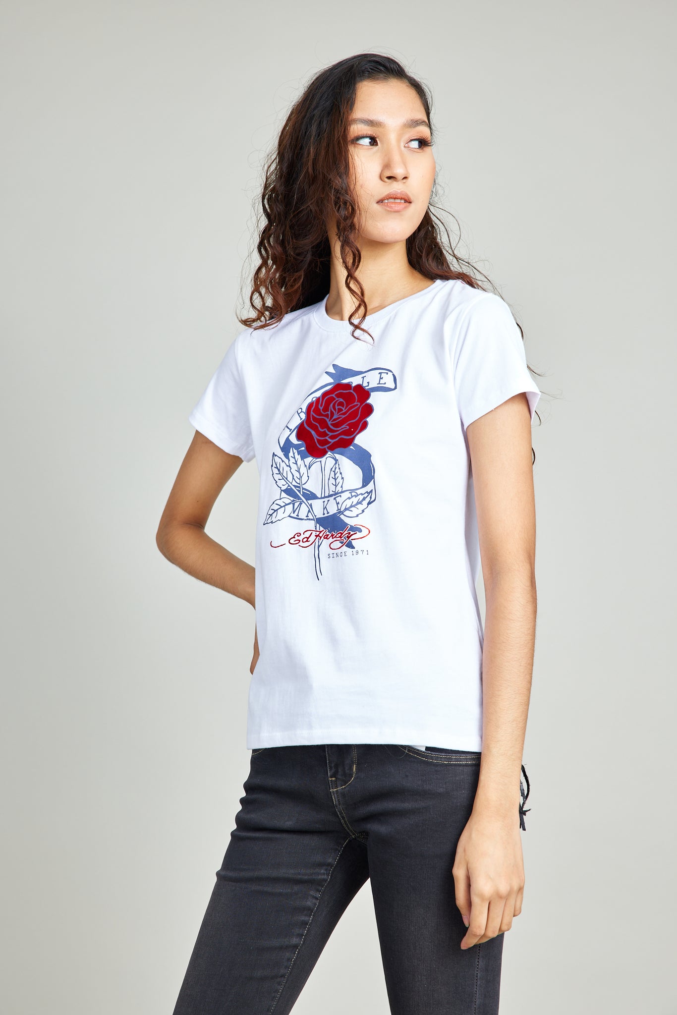 White Round Neck Tee w/ Rose Print