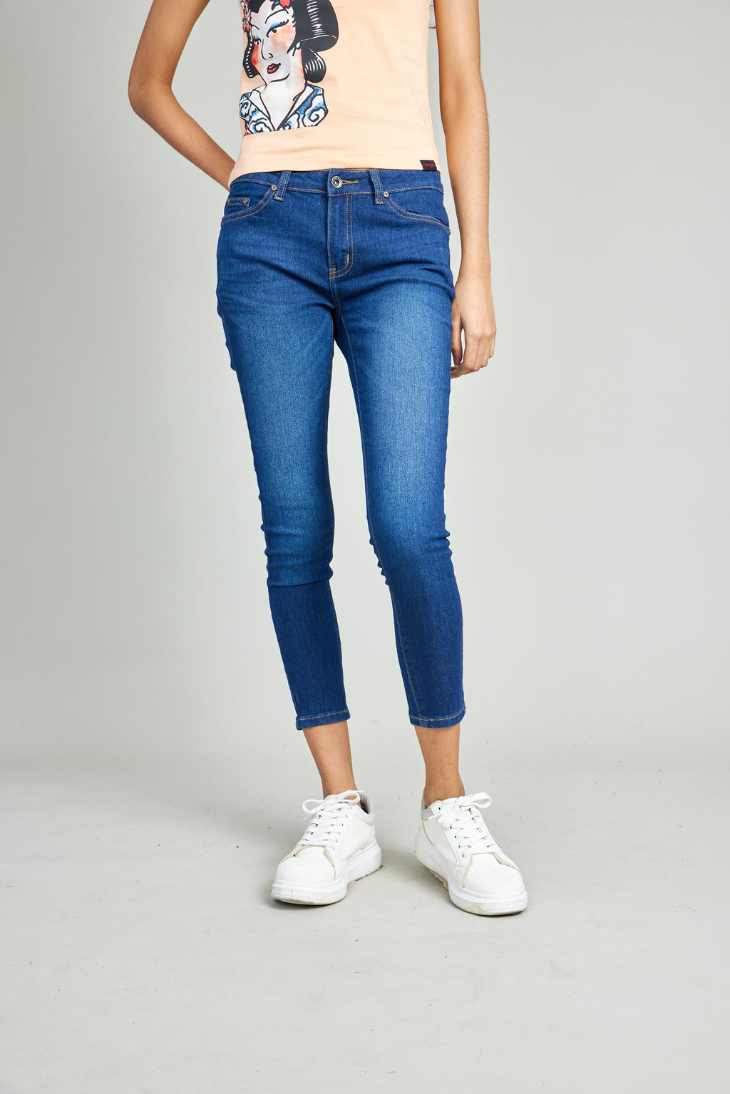 Medium Wash Cropped Jeans